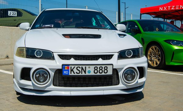 Elevate Your British Sports Car"s Aerodynamics: A Guide to Perfecting Ride Height